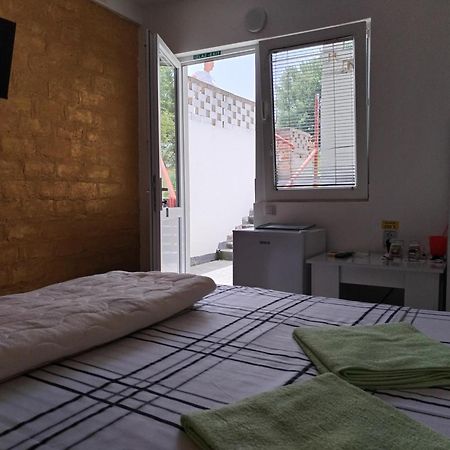 Bankers Guest House Veliko Gradiste Phòng bức ảnh