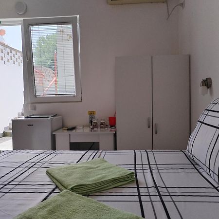 Bankers Guest House Veliko Gradiste Phòng bức ảnh