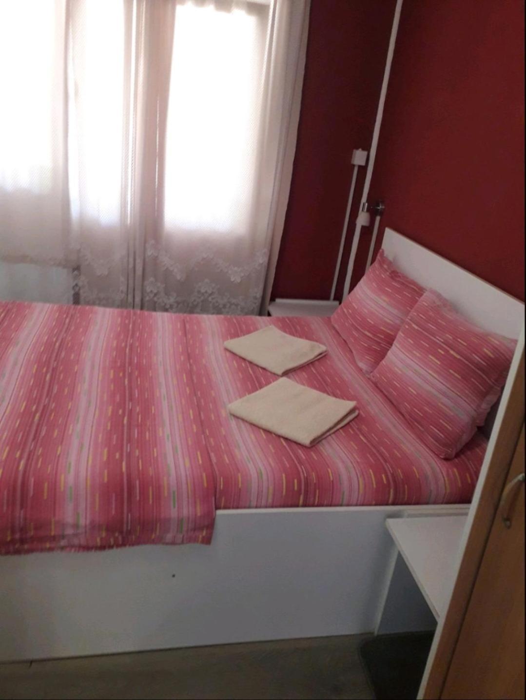 Bankers Guest House Veliko Gradiste Phòng bức ảnh